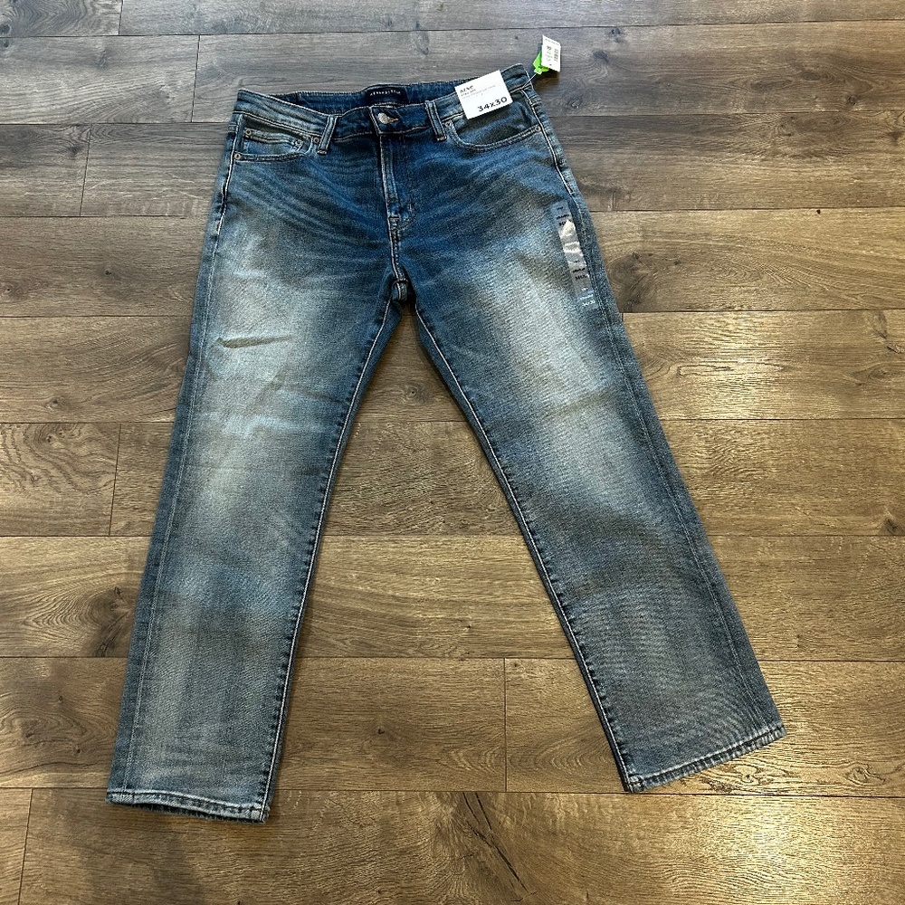 Aeropostale Men’s Size 34 x 30 Straight Leg Jeans NWT